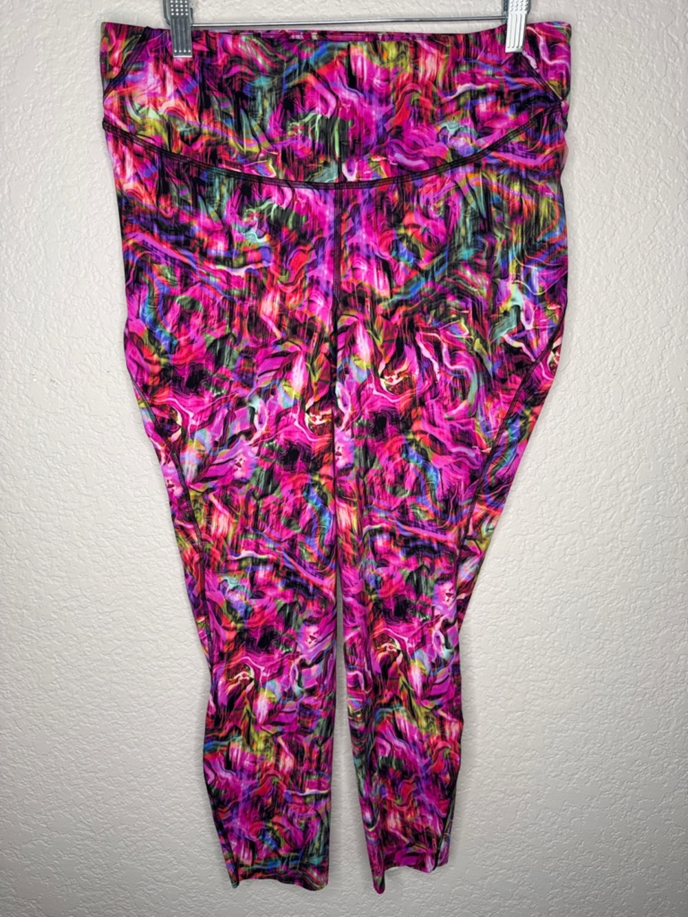 Lululemon Base Pace High Rise Running Tights Hyper Flow Pink Size 14 25” inseam - Picture 2 of 6